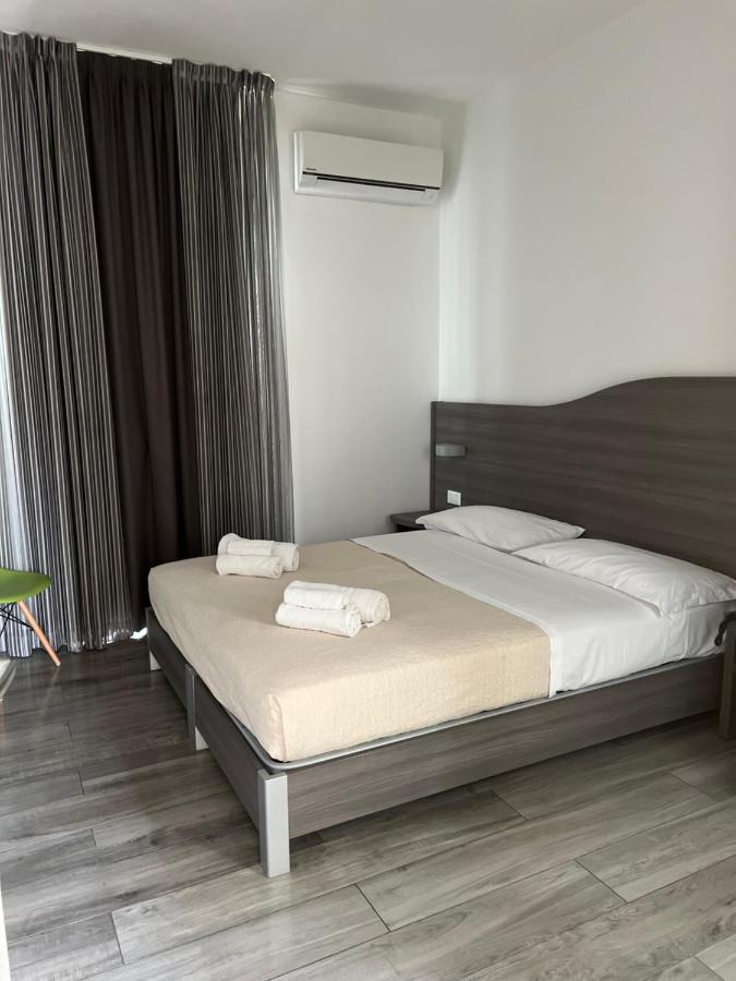 Hotel Trieste Riccione Eksteriør bilde