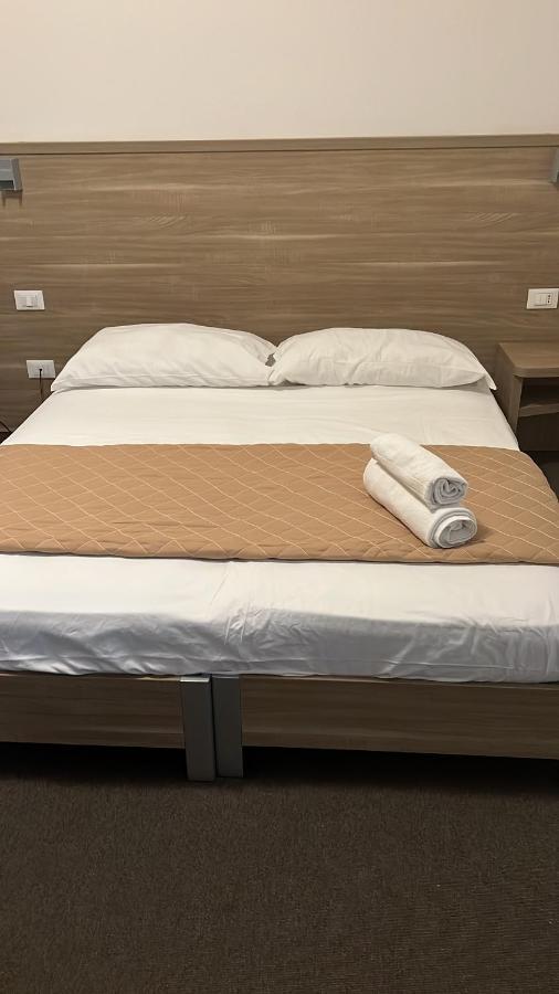 Hotel Trieste Riccione Eksteriør bilde