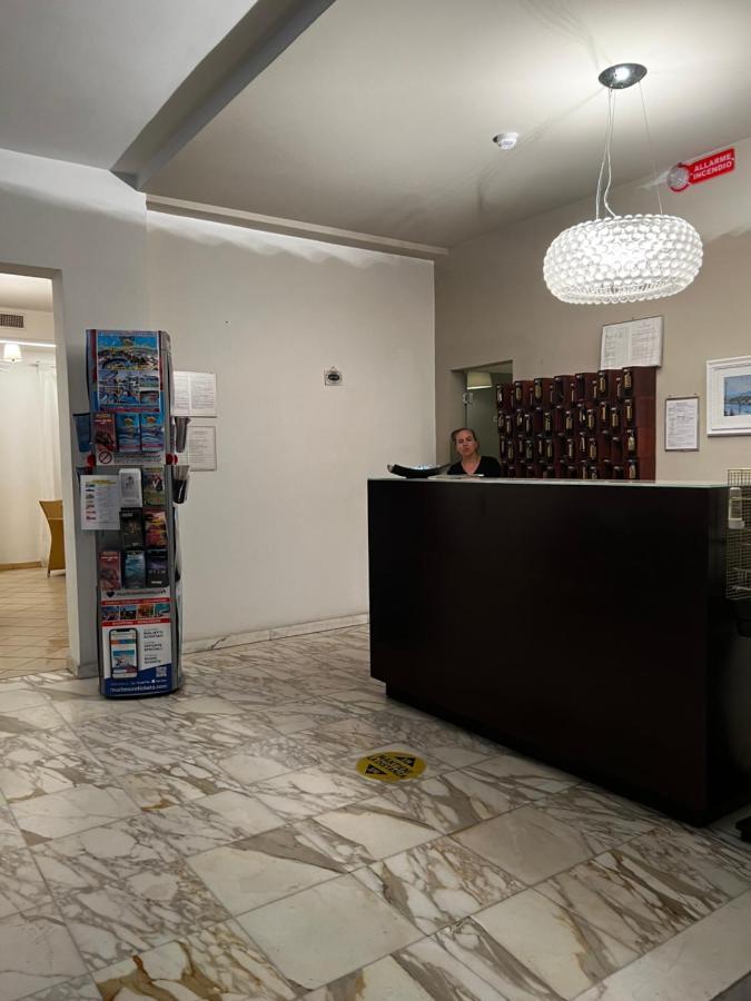 Hotel Trieste Riccione Eksteriør bilde