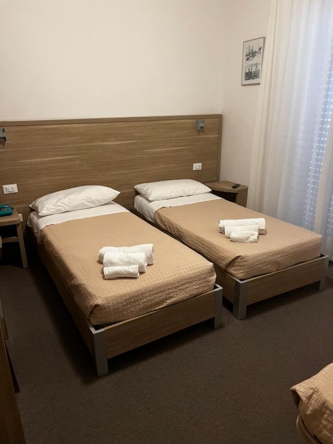 Hotel Trieste Riccione Eksteriør bilde