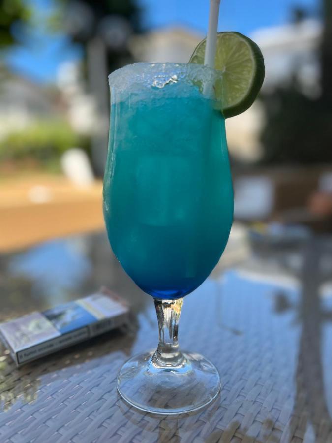 Hotel Trieste Riccione Eksteriør bilde
